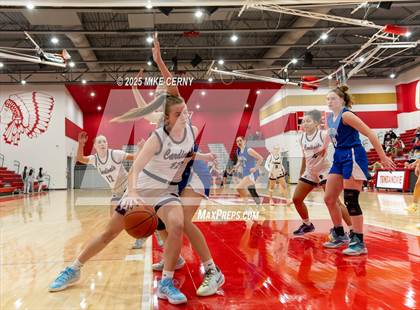 Thumbnail 1 in Eudora vs Holton (Tonganoxie Invitational Tournament) photogallery.