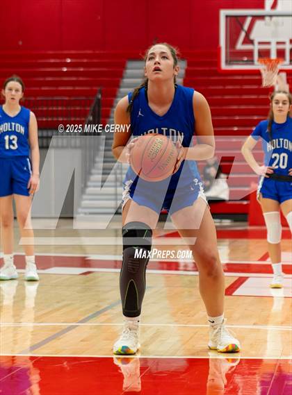 Thumbnail 1 in Eudora vs Holton (Tonganoxie Invitational Tournament) photogallery.
