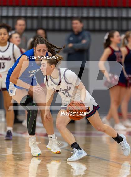 Thumbnail 2 in Eudora vs Holton (Tonganoxie Invitational Tournament) photogallery.