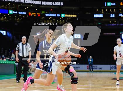 Thumbnail 2 in Dexter Southfield vs Noble & Greenough (Andrew James Lawson Invitational) photogallery.