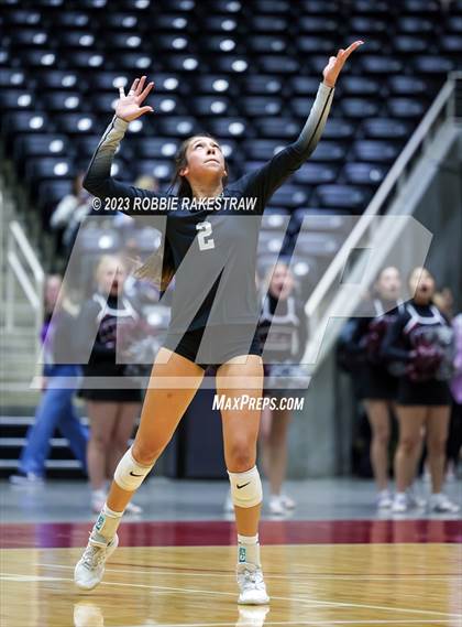Thumbnail 1 in Davenport vs. Randall (UIL 4A Volleyball Final) photogallery.