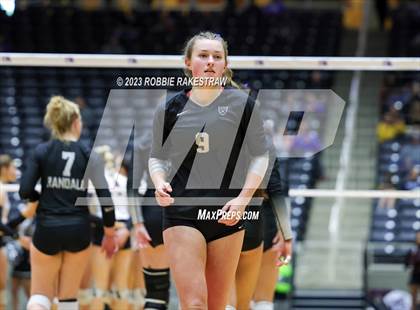 Thumbnail 3 in Davenport vs. Randall (UIL 4A Volleyball Final) photogallery.