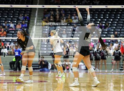 Thumbnail 1 in Davenport vs. Randall (UIL 4A Volleyball Final) photogallery.
