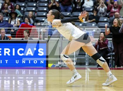 Thumbnail 1 in Davenport vs. Randall (UIL 4A Volleyball Final) photogallery.