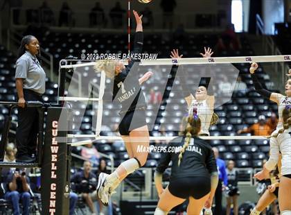 Thumbnail 3 in Davenport vs. Randall (UIL 4A Volleyball Final) photogallery.