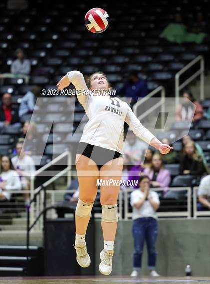 Thumbnail 2 in Davenport vs. Randall (UIL 4A Volleyball Final) photogallery.