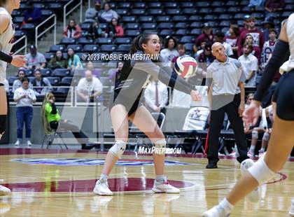 Thumbnail 2 in Davenport vs. Randall (UIL 4A Volleyball Final) photogallery.
