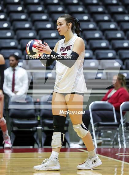 Thumbnail 2 in Davenport vs. Randall (UIL 4A Volleyball Final) photogallery.