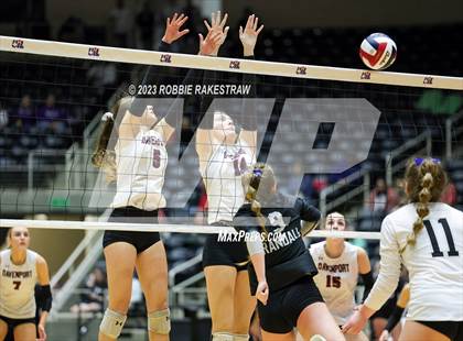 Thumbnail 1 in Davenport vs. Randall (UIL 4A Volleyball Final) photogallery.