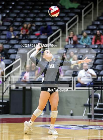 Thumbnail 1 in Davenport vs. Randall (UIL 4A Volleyball Final) photogallery.