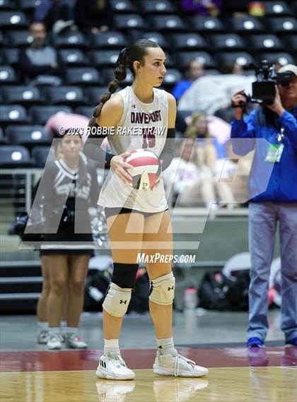 Thumbnail 1 in Davenport vs. Randall (UIL 4A Volleyball Final) photogallery.