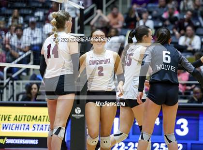 Thumbnail 3 in Davenport vs. Randall (UIL 4A Volleyball Final) photogallery.
