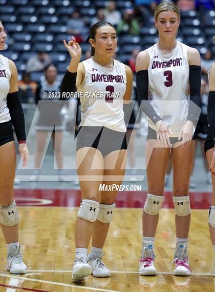Thumbnail 3 in Davenport vs. Randall (UIL 4A Volleyball Final) photogallery.