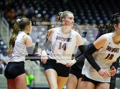Thumbnail 3 in Davenport vs. Randall (UIL 4A Volleyball Final) photogallery.