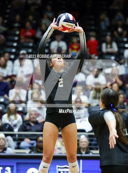 Thumbnail 1 in Davenport vs. Randall (UIL 4A Volleyball Final) photogallery.