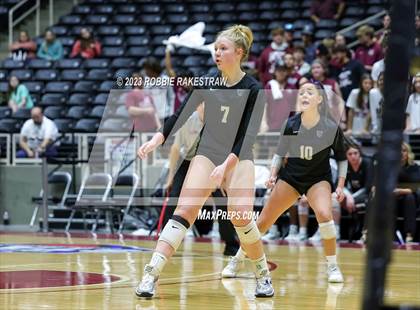 Thumbnail 3 in Davenport vs. Randall (UIL 4A Volleyball Final) photogallery.