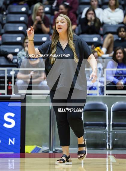 Thumbnail 2 in Davenport vs. Randall (UIL 4A Volleyball Final) photogallery.
