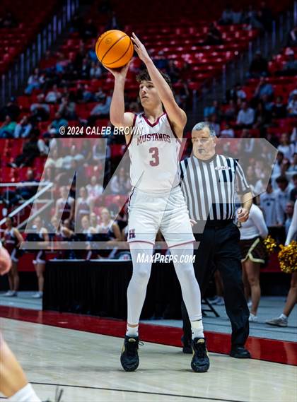 Thumbnail 2 in Herriman vs. Davis (UHSAA 6A Quarterfinal) photogallery.