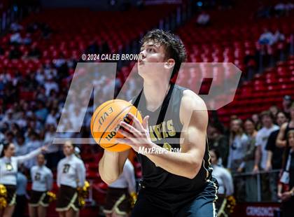 Thumbnail 1 in Herriman vs. Davis (UHSAA 6A Quarterfinal) photogallery.