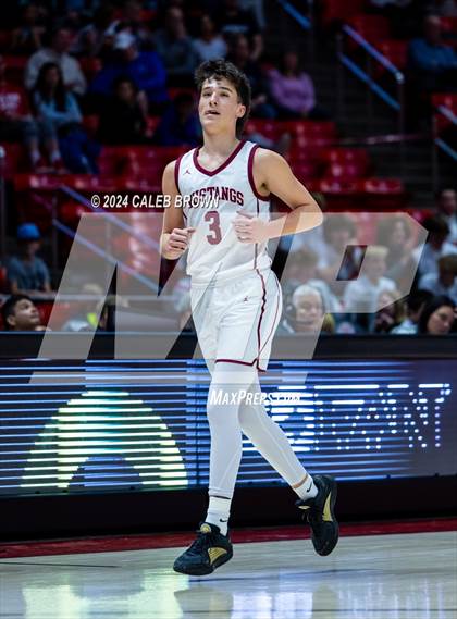 Thumbnail 3 in Herriman vs. Davis (UHSAA 6A Quarterfinal) photogallery.