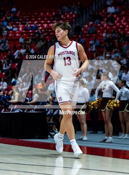 Thumbnail 1 in Herriman vs. Davis (UHSAA 6A Quarterfinal) photogallery.