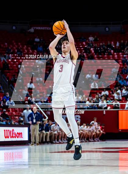 Thumbnail 2 in Herriman vs. Davis (UHSAA 6A Quarterfinal) photogallery.