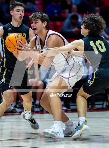 Thumbnail 2 in Herriman vs. Davis (UHSAA 6A Quarterfinal) photogallery.