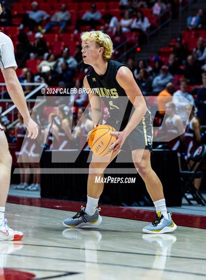 Thumbnail 3 in Herriman vs. Davis (UHSAA 6A Quarterfinal) photogallery.