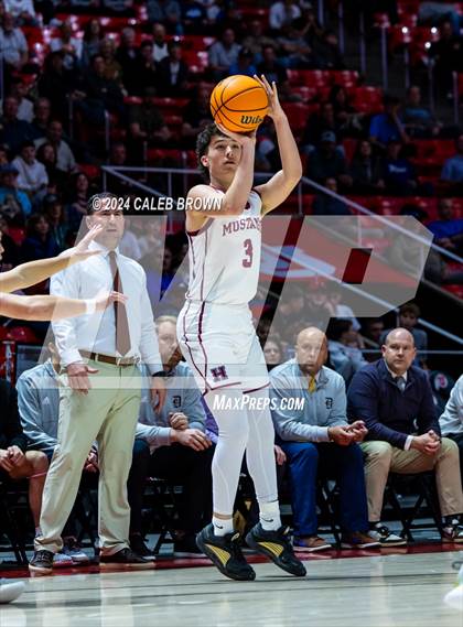 Thumbnail 1 in Herriman vs. Davis (UHSAA 6A Quarterfinal) photogallery.