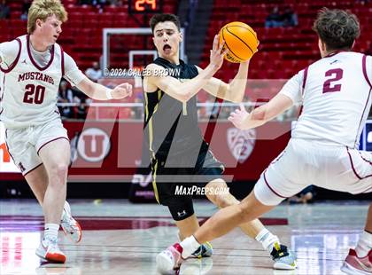 Thumbnail 2 in Herriman vs. Davis (UHSAA 6A Quarterfinal) photogallery.
