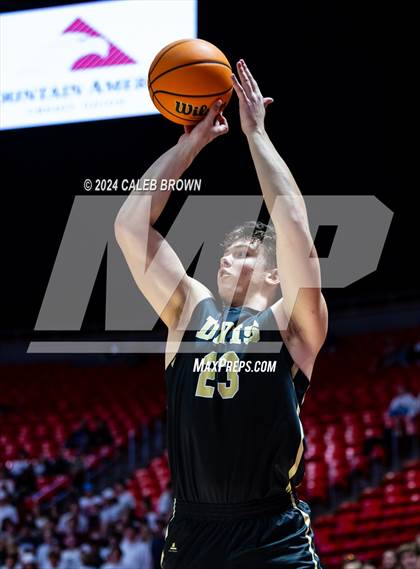 Thumbnail 3 in Herriman vs. Davis (UHSAA 6A Quarterfinal) photogallery.