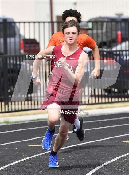 Thumbnail 2 in Warner Invitational photogallery.