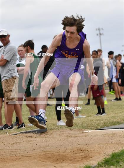 Thumbnail 2 in Warner Invitational photogallery.