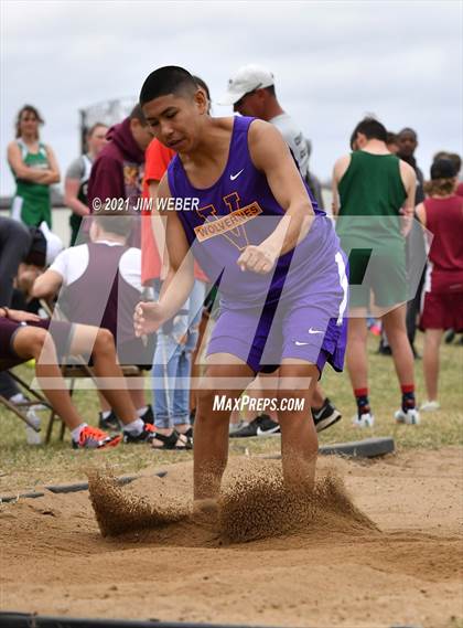 Thumbnail 3 in Warner Invitational photogallery.