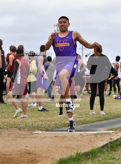 Thumbnail 1 in Warner Invitational photogallery.
