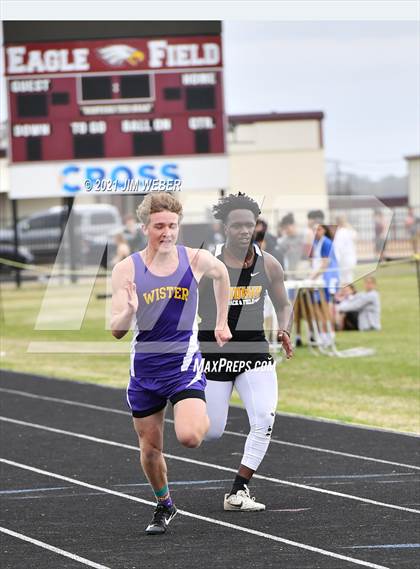 Thumbnail 1 in Warner Invitational photogallery.