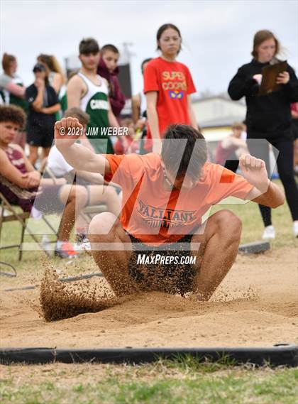 Thumbnail 3 in Warner Invitational photogallery.