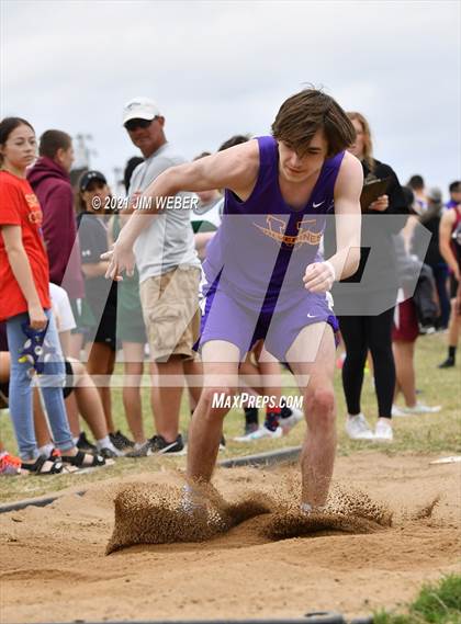 Thumbnail 1 in Warner Invitational photogallery.
