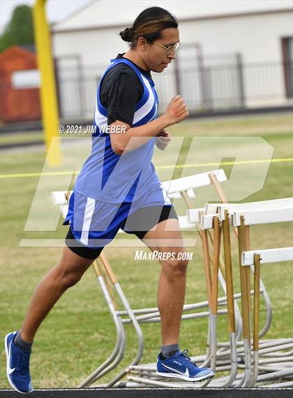 Thumbnail 3 in Warner Invitational photogallery.