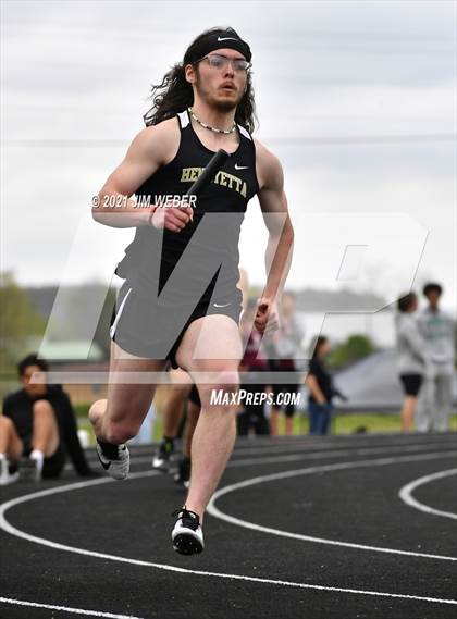 Thumbnail 2 in Warner Invitational photogallery.