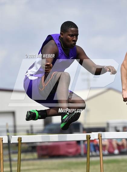Thumbnail 3 in Warner Invitational photogallery.