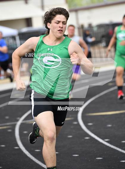 Thumbnail 2 in Warner Invitational photogallery.