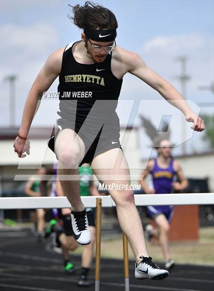 Thumbnail 3 in Warner Invitational photogallery.