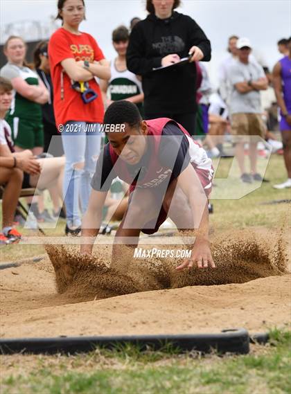 Thumbnail 1 in Warner Invitational photogallery.