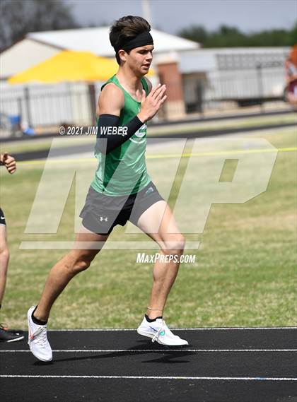 Thumbnail 2 in Warner Invitational photogallery.