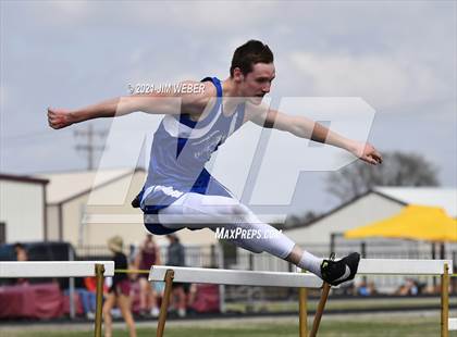 Thumbnail 2 in Warner Invitational photogallery.