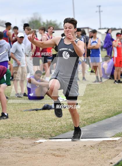 Thumbnail 3 in Warner Invitational photogallery.