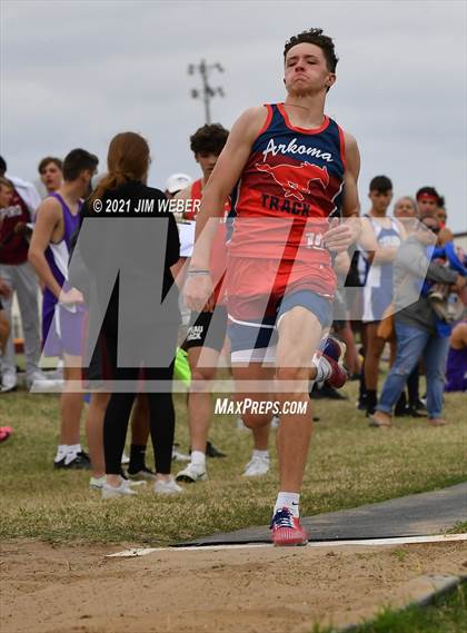 Thumbnail 3 in Warner Invitational photogallery.