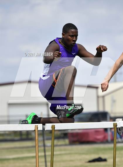 Thumbnail 2 in Warner Invitational photogallery.