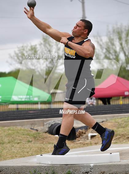 Thumbnail 2 in Warner Invitational photogallery.